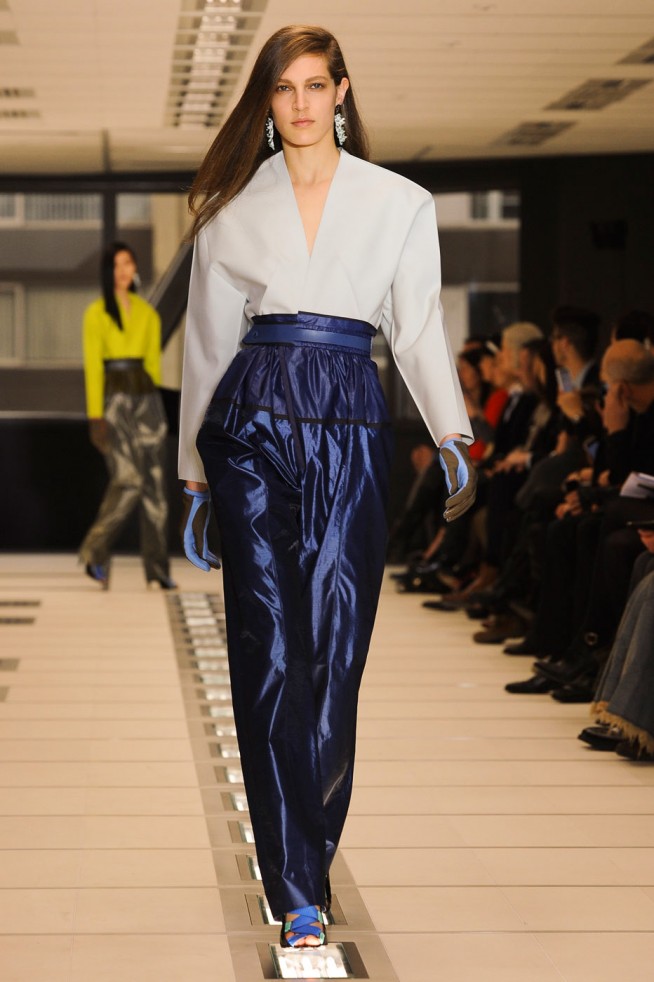 desfile-balenciaga-paris-inv2012-135