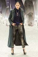 desfile-chanel-paris-inverno2012-117