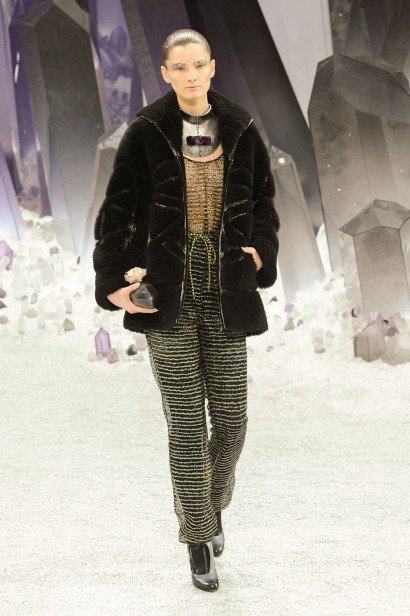 desfile-chanel-paris-inverno2012-136
