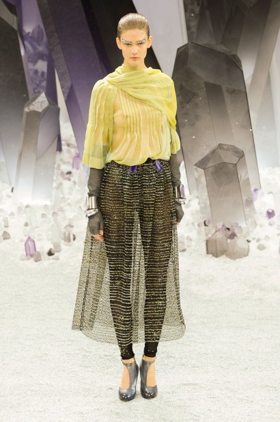 desfile-chanel-paris-inverno2012-137
