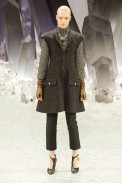 desfile-chanel-paris-inverno2012-143