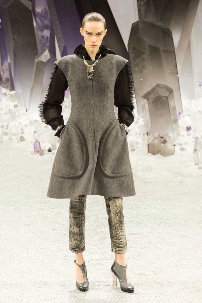 desfile-chanel-paris-inverno2012-146