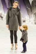 desfile-chanel-paris-inverno2012-147