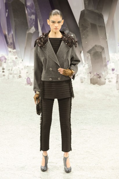 desfile-chanel-paris-inverno2012-148