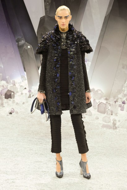 desfile-chanel-paris-inverno2012-150