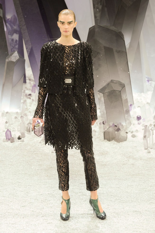 desfile-chanel-paris-inverno2012-160