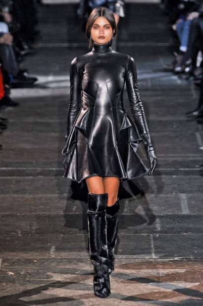 desfile-givenchy-paris-inv2012-101