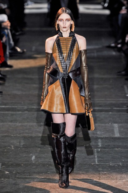 desfile-givenchy-paris-inv2012-107