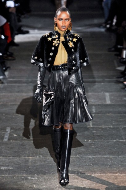 desfile-givenchy-paris-inv2012-117