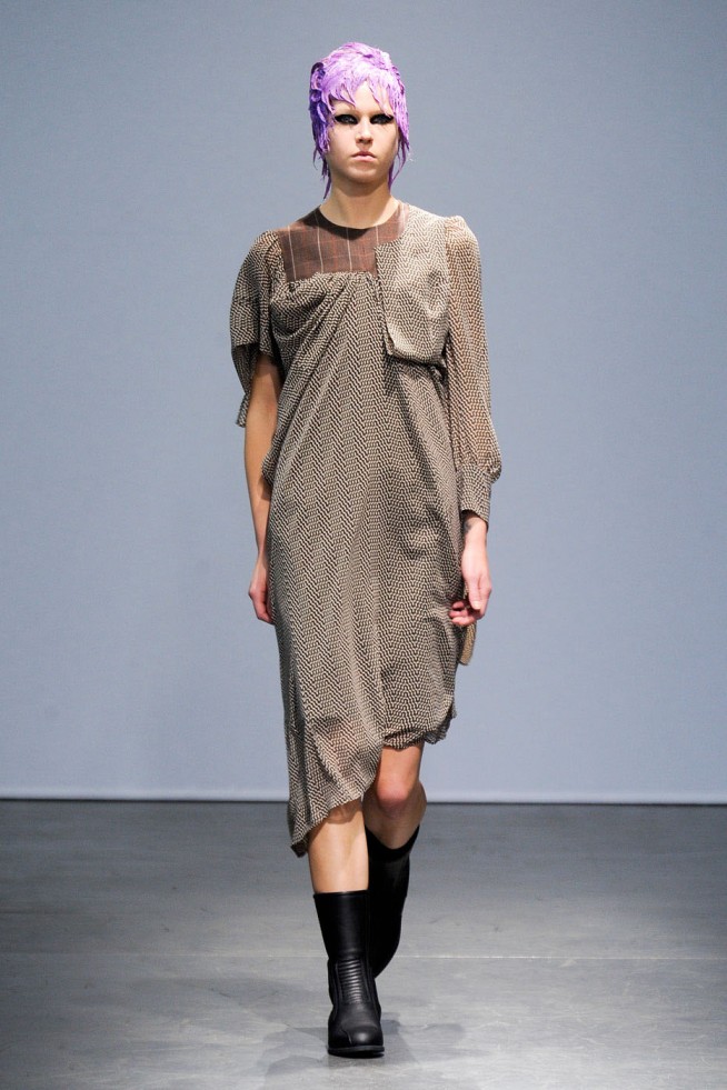 desfile-junya-watanabe-paris-inv2012-118