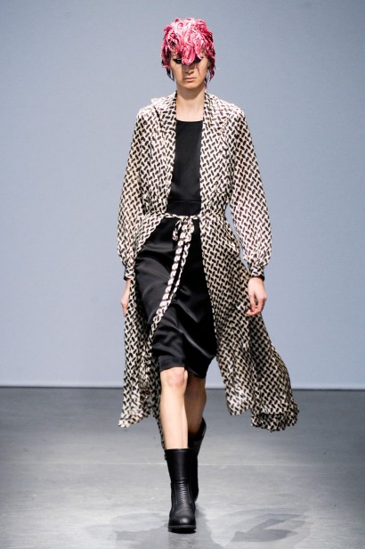 desfile-junya-watanabe-paris-inv2012-123