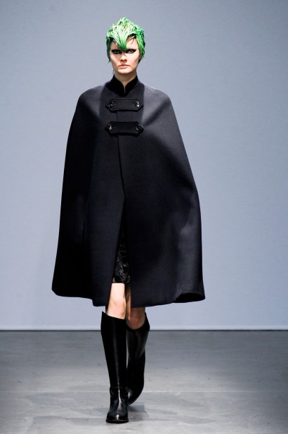 desfile-junya-watanabe-paris-inv2012-127