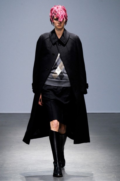 desfile-junya-watanabe-paris-inv2012-133