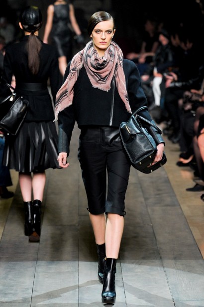 desfile-loewe-inv2012-107