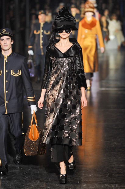 desfile-louis-vuitton-paris-inverno2012-114