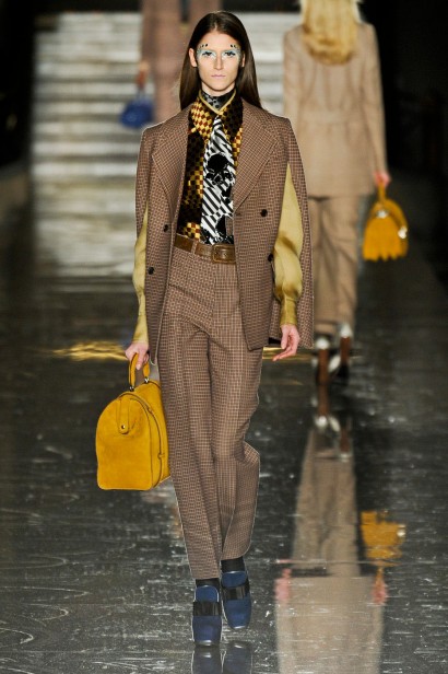 desfile-miumiu-paris-inverno2012-123