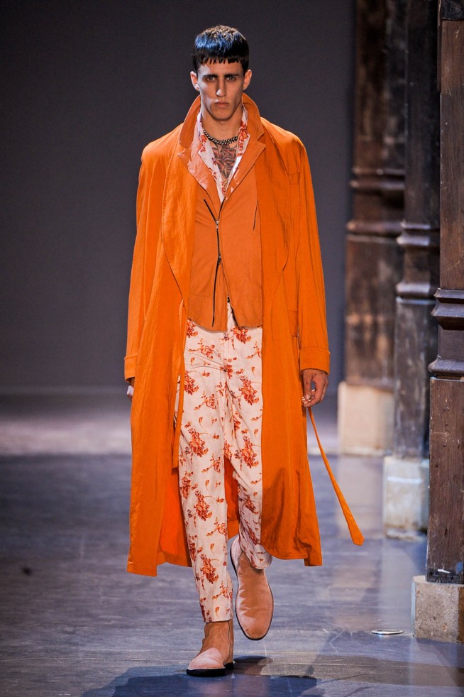desfile-ann-demeulemeester-paris-men-verao2013-111