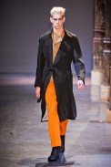 desfile-ann-demeulemeester-paris-men-verao2013-112