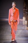 desfile-ann-demeulemeester-paris-men-verao2013-123