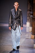 desfile-ann-demeulemeester-paris-men-verao2013-125