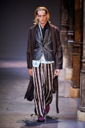 desfile-ann-demeulemeester-paris-men-verao2013-126