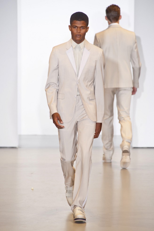 desfile-calvin-klein-milao-men-verao2013-112