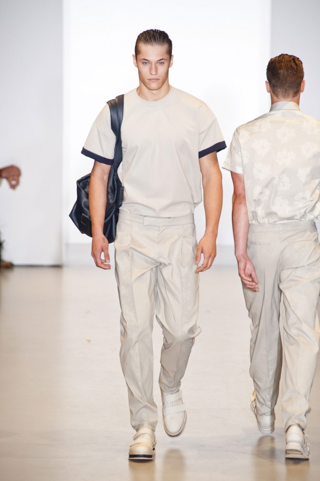 desfile-calvin-klein-milao-men-verao2013-117