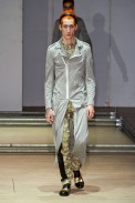 desfile-comme-des-garcons-men-verao2013-101