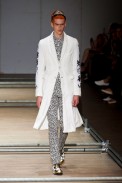 desfile-comme-des-garcons-men-verao2013-104