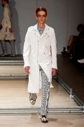 desfile-comme-des-garcons-men-verao2013-107