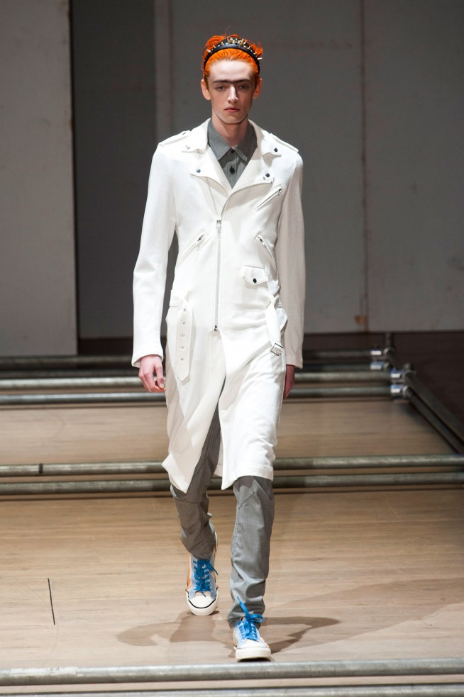 desfile-comme-des-garcons-men-verao2013-114