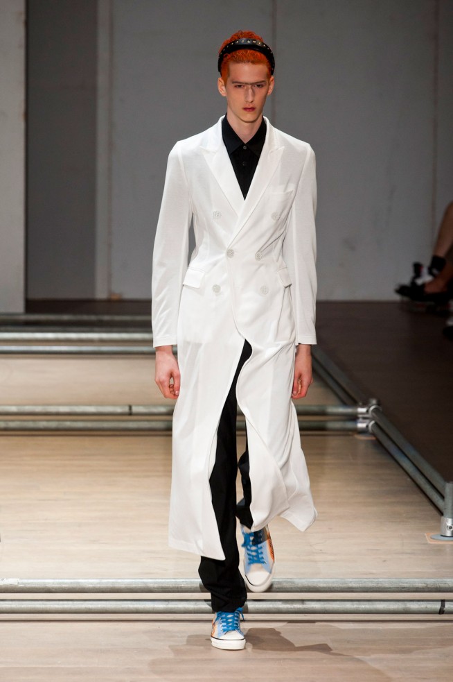 desfile-comme-des-garcons-men-verao2013-115