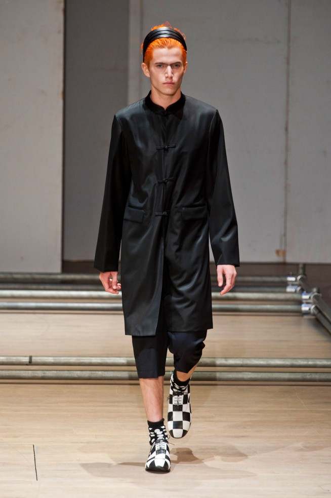 desfile-comme-des-garcons-men-verao2013-118
