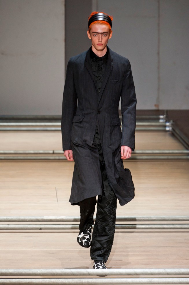 desfile-comme-des-garcons-men-verao2013-123