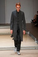 desfile-comme-des-garcons-men-verao2013-124