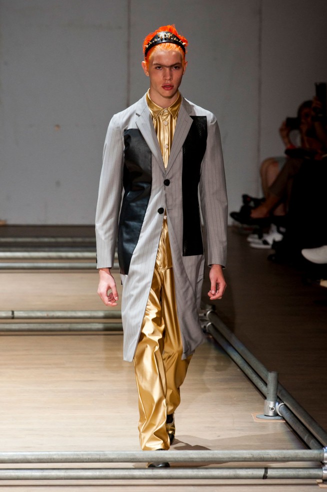 desfile-comme-des-garcons-men-verao2013-128