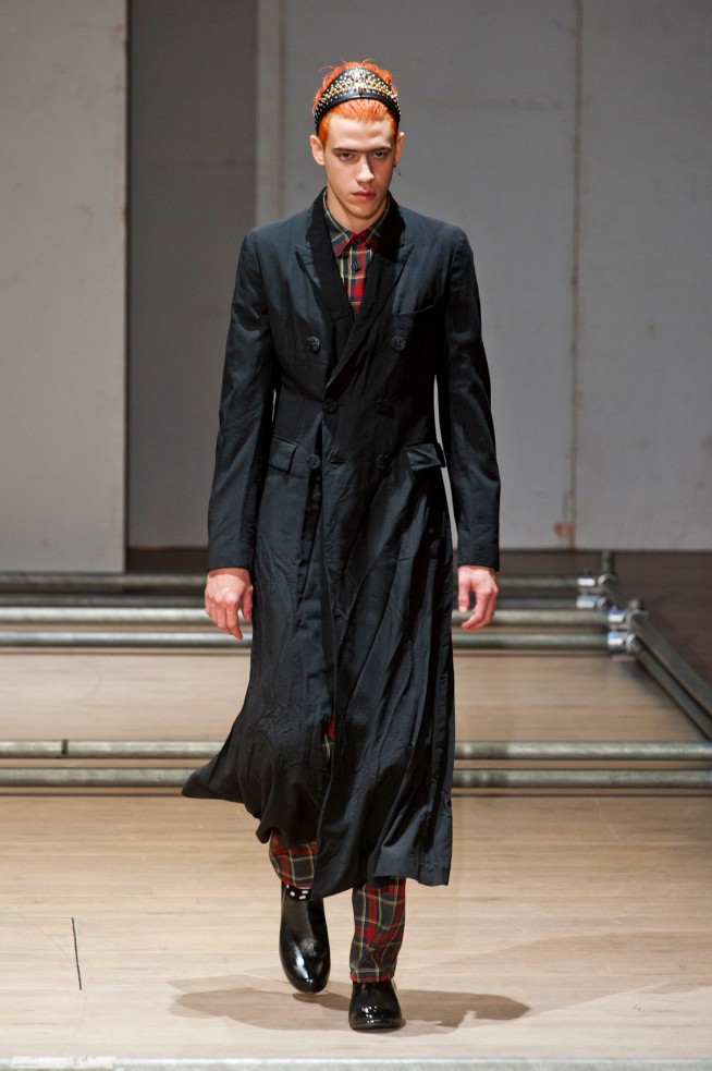 desfile-comme-des-garcons-men-verao2013-130