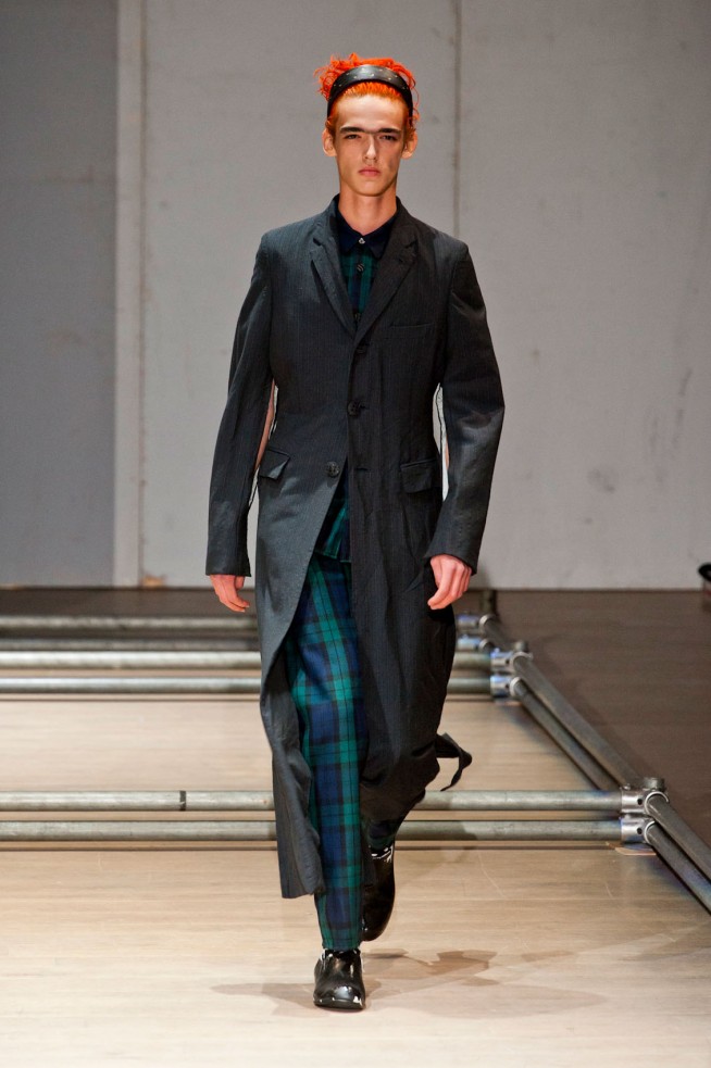 desfile-comme-des-garcons-men-verao2013-131