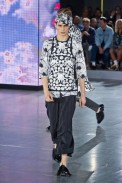 desfile-galliano-men-verao2013-101