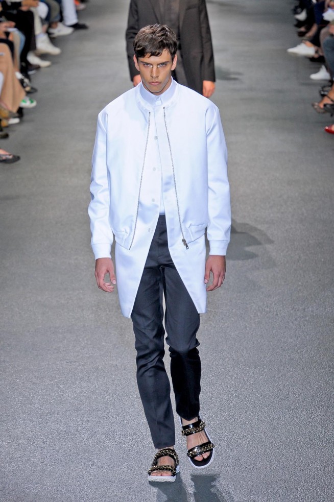 desfile-givenchy-men-verao2013-101