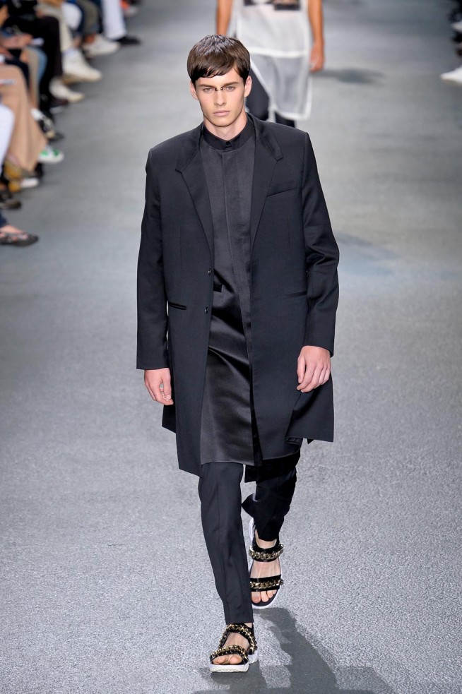 desfile-givenchy-men-verao2013-102