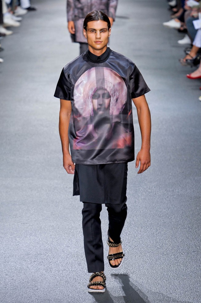 desfile-givenchy-men-verao2013-117