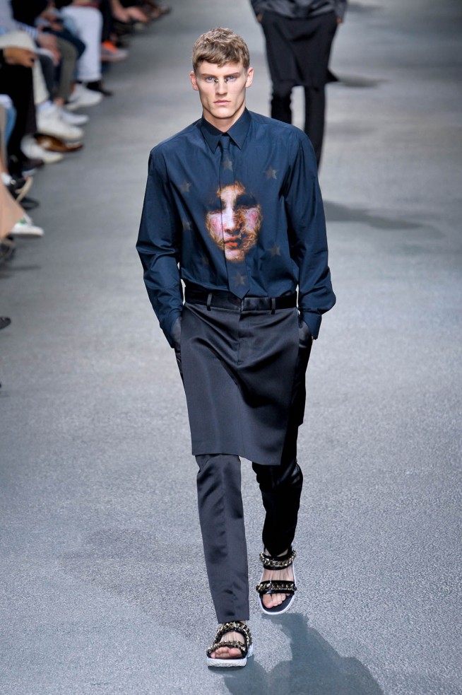 desfile-givenchy-men-verao2013-123