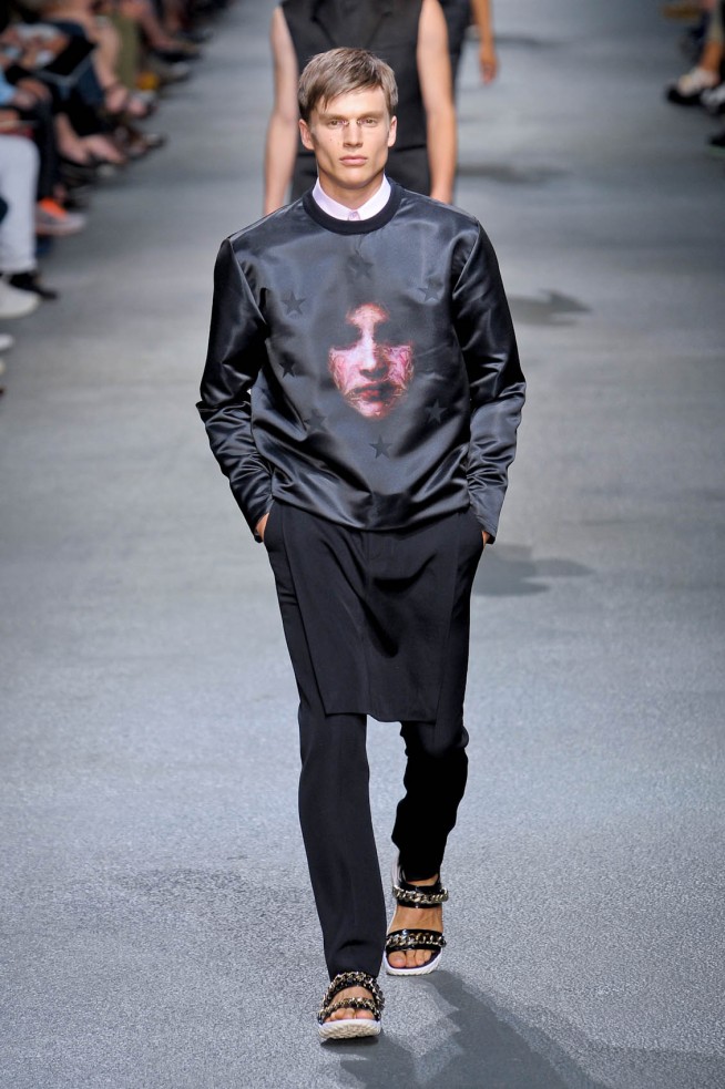 desfile-givenchy-men-verao2013-124