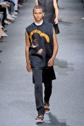 desfile-givenchy-men-verao2013-126