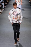 desfile-givenchy-men-verao2013-139