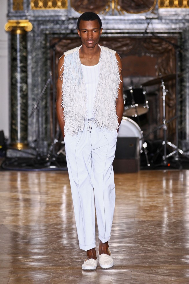 desfile-maison-martin-margiela-paris-men-verao2013-106