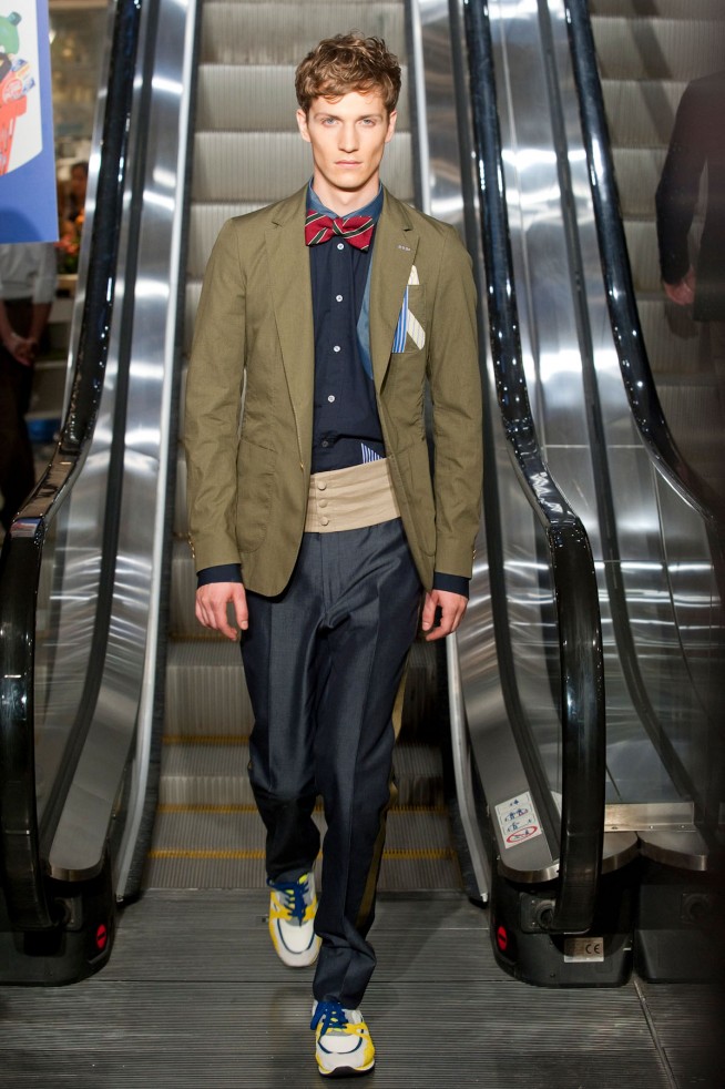 desfile-moschino-milao-men-verao2013-117