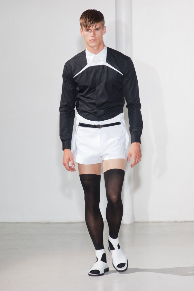 desfile-mugler-paris-men-verao2013-106