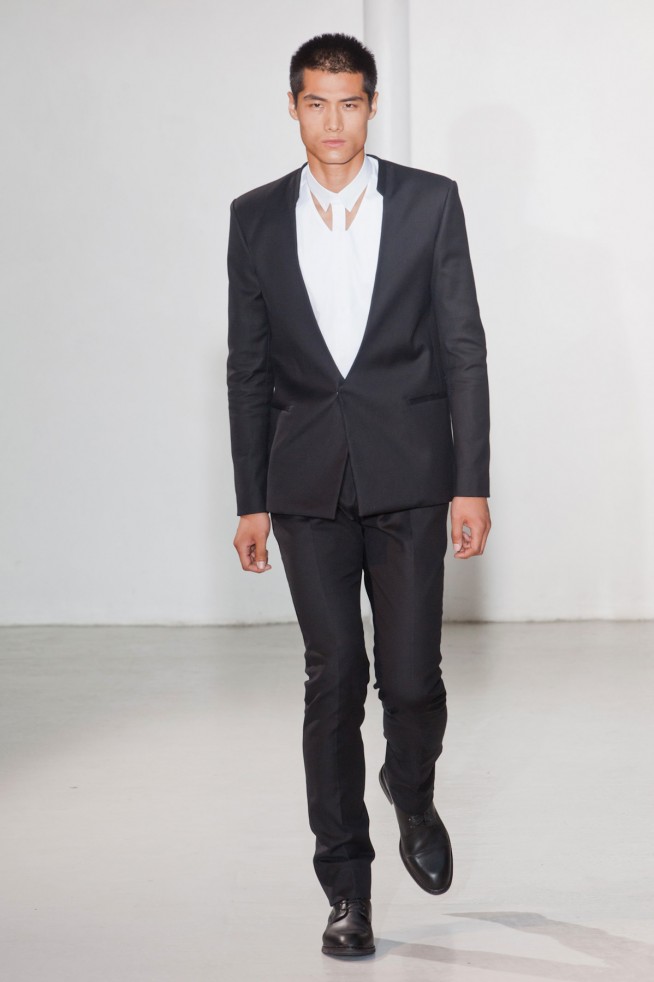 desfile-mugler-paris-men-verao2013-107